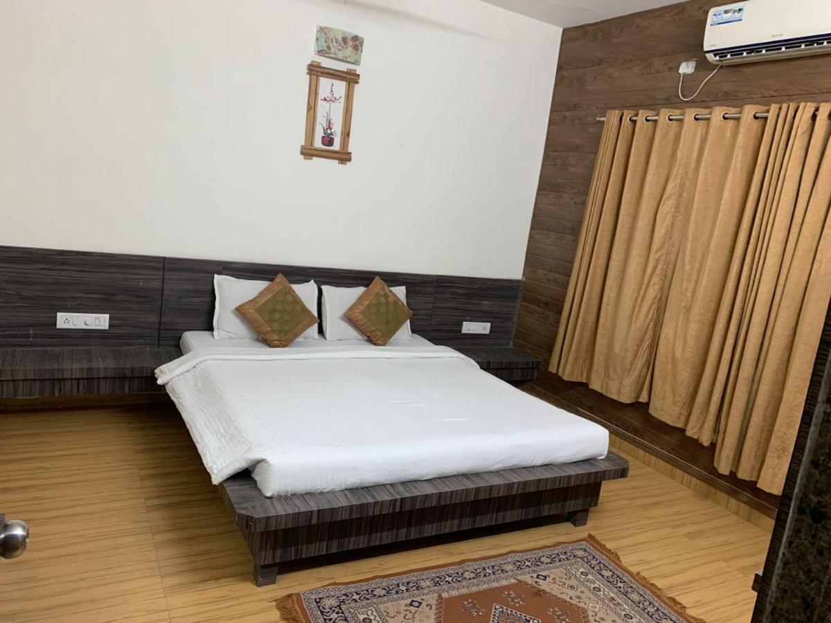 Ruturaj Inn Alībāg Dış mekan fotoğraf